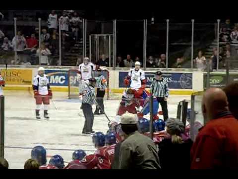Doug Janik vs Justin Abdelkader