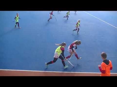 23-10-2021 - HC Slavia HK - SK Slavia Pha - starší žákyně - 3:5 - 1. čtvrtina