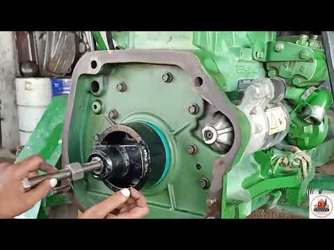 ☝️JOHNDEERE🚜 (MAIN-SEAL PULLER) HOW ITS WORKS😲#johndeere #sonalika #tractor #trending #farming