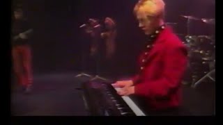 Duran Duran  - All She Wants Is (1988, Dutch TV )