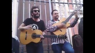 Juanito Makandé - Niña Voladora (Plaza del Salvador)