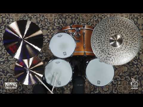 Paiste 14" 2002 Medium Hi-Hats - 819/971g (1063714-1080922B)