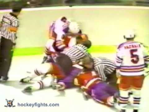 Greg Polis vs Carol Vadnais