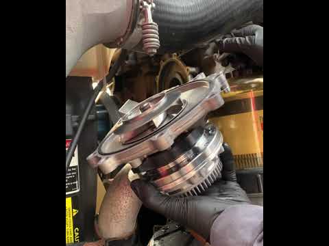 Water pump replacement. DD15 DD13 heavy duty diesel engine repair. Spinny thingy fails. Watch now