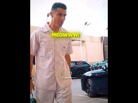 Ronaldo And His Favourite Animal..🤯