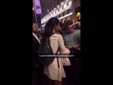 Renée Elise Goldsberry's final stage-door fan greetings at Hamilton.