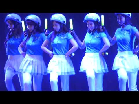 "Bar Bar Bar" Crayon Pop@Boardwalk Hall Atlantic City 6/28/14 Artpop Tour
