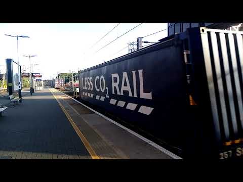 88010 Aurora & 68016 Fearless Daventry - Mossend Diversion through Stevenage 24/5/20