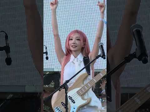 QWER '메아리' 직캠(쵸단, 마젠타) 20260524 피크페스티벌
