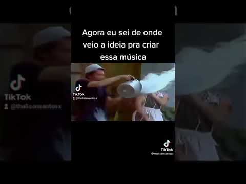 e acabou a Água toma banho de leite, leite quente toma banho de leite