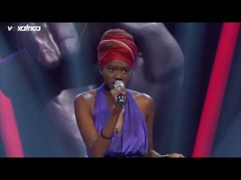 Aida Sock chante "I'm In love with you" Auditions à l'aveugle | The Voice Afrique francophone 2016