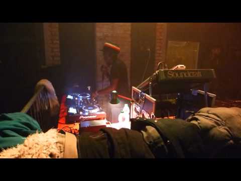 Aba Shanti-I @ Phobic Club (VE) Italy - Moa Anbessa "Dub It Up" instrumental