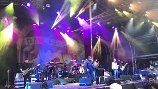 Paul Heaton and Jacqui Abbott perform their new song at Castlefield Bowl Manchester 6-7-18