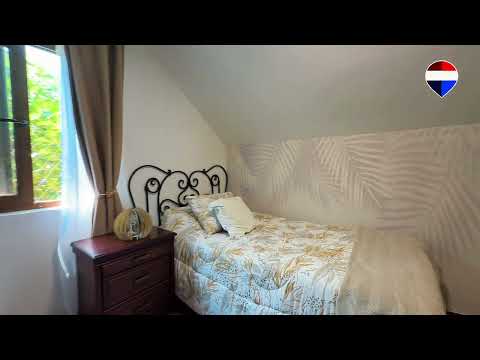 Casa Familiar en Peñalolén | Condominio El Olmo | 4D 4B con Piscina, Quincho y Áreas Verdes