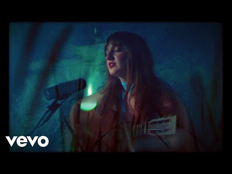 Madison Cunningham - Wake (Live Solo Performance)