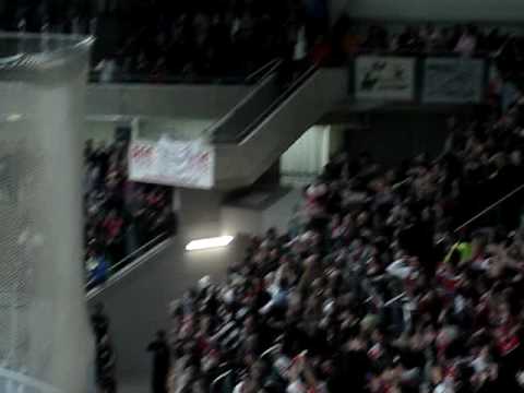 Christian Setz verwandelt Penalty beim Landesligaspiel EV Regensburg gegen EV Lindau