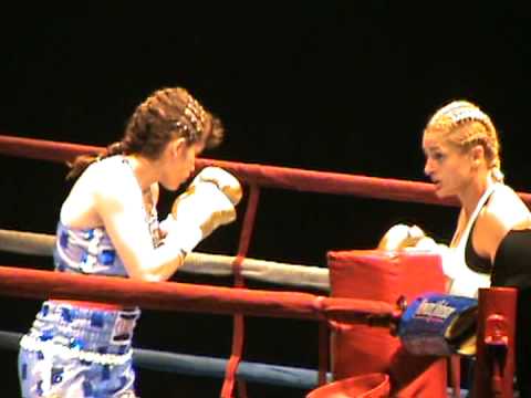 TIGRESA ACUÑA VS LOCOMOTORA OLIVERAS - ROUND 1