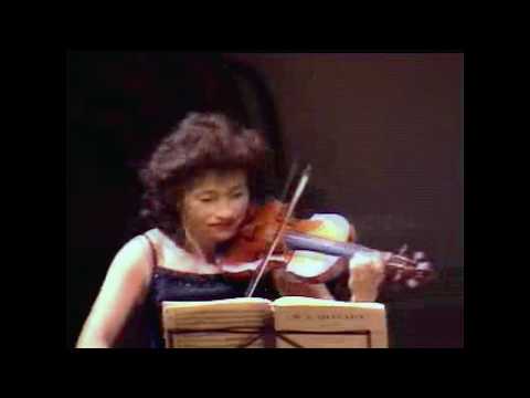 Kyung Wha Chung plays Mozart violin sonata K.378