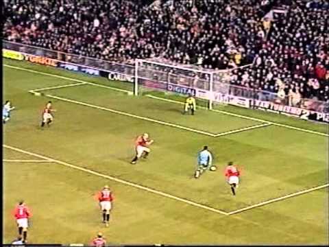 Manchester United 3 Coventry City 2 1999 2000