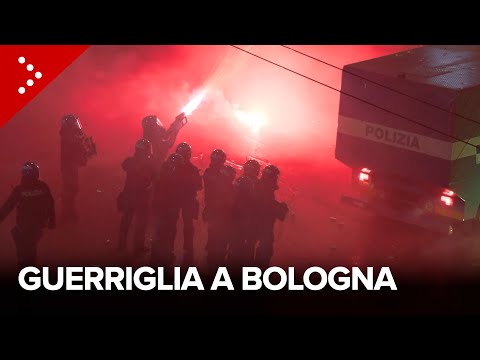 Virtus-Maccabi Tel Aviv, guerriglia pro Pal: barricate e scontri con la polizia