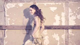 Alô fevereiro Music Video