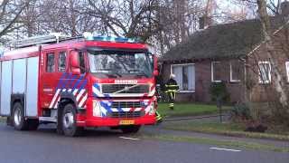 preview picture of video 'Binnenbrand in woning Tongerloseweg 1, Diessen. 23-12-2013'