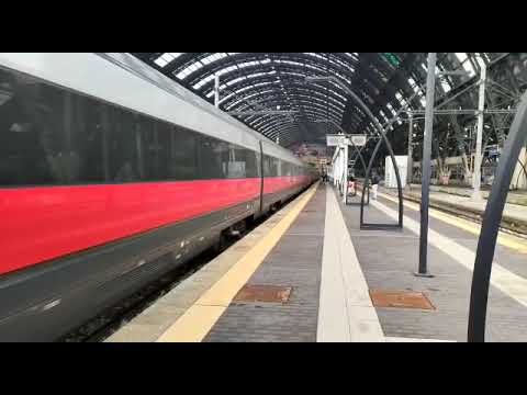 Frecciarossa 9587 Torino Porta Nuova - Reggio Calabria Centrale, in partenza da Milano Centrale
