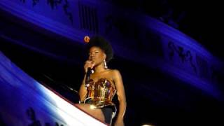 Noisettes - Atticus - live, good quality (for a compact camera)