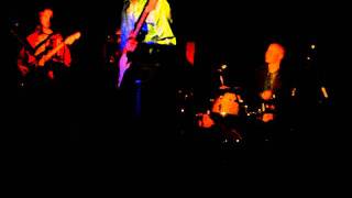 Scritti Politti -- Am I Right In Thinking (live at the Luminaire, 24/4/06)