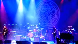 Gov't Mule - Lola Leave Your Light On -  Mother Earth 6-2-12 Mountain Jam
