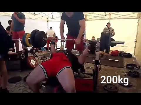 , title : 'Lukáš Pepř 260kg/573lbs Bench attempt at 21yo'