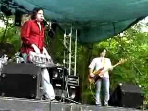 Keytar player Tommy Cage at the Derby fest