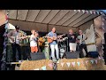 Running Water - Martin Stephenson and the Daintees live with Alexander Armstrong 