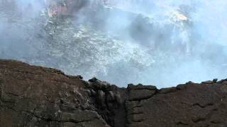 preview picture of video 'Doors Off Helicopter Ride at Kilauea Volcano'