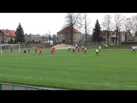 Fortuna Głogówek-Porawie Większyce Mateusz Sałek rzut wolny