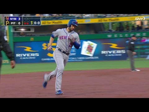 NYM@PIT: Walker belts a two-run homer to right field