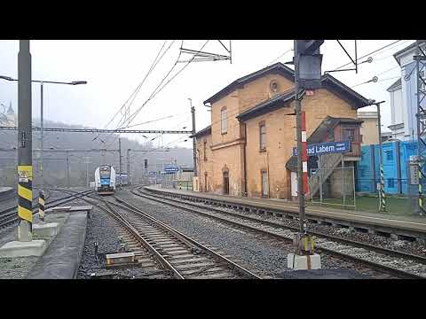 3 osobní vlaky ve stanici Ústí nad Labem Hl.N. Os 6808, Os 6807 a Os 6947 2x pozdrav od RegioPanterů
