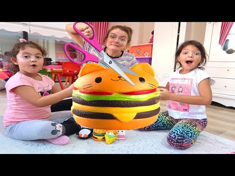 ANNEM SQUISHY'Mİ KESTİ! Cutting Open Öykü and Masal Squishy Kid Toys - Fun Kids Video