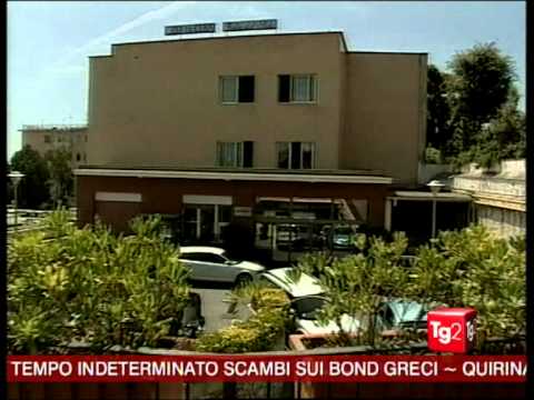 Primario del Cardarelli caccia un paziente per far ricoverare un amica: Arrestate 12 persone