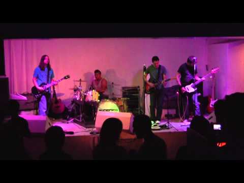 Santonica - In This Town (Live at the Peel 13th July 2013