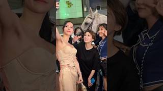 【ゆりおさん一夏さん出演❗️】六本木を白馬が駆け巡りました?ノーマルでこの美しさ?#小悪魔ageha #アゲハ #キャバ嬢