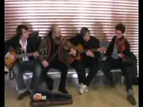 Trio Philip Catherine - Dance for Victor (Zagreb airport)