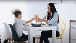 RAUVISIO crystal üveglaminát, konyhai alkalmazás