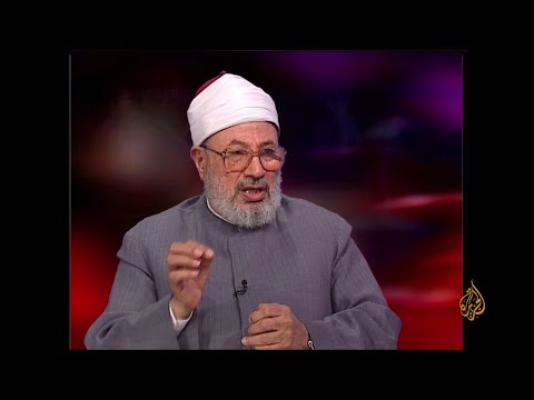 "مَن أصبحَ معافًى في بدنِه، آمنًا في سِربِه، عندَه قوتُ يومِه؛ فَكأنَّما حِيزت لَهُ الدُّنيا بحذافيرِها".