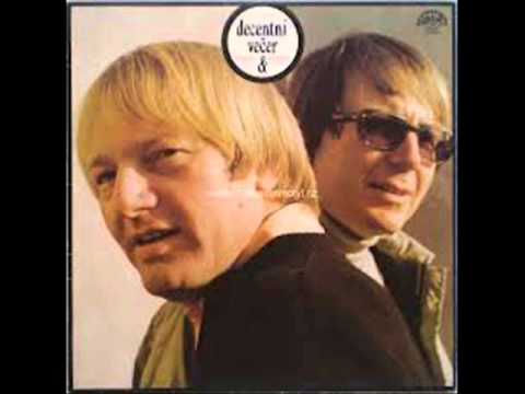 V seznamovací kancelári