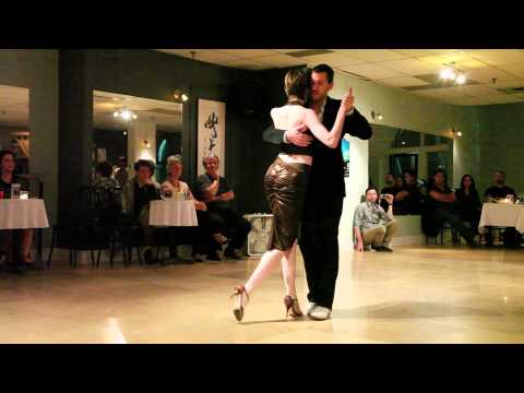  Evan Griffiths  and  Rebecca Shulman  are  dancing  to  the  tango  "  El Bulin De La Calle Ayacucho  "  by  Aníbal Troilo  in  2013