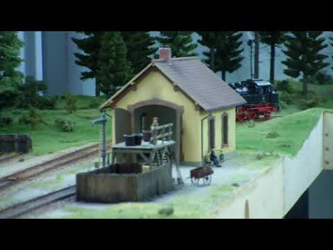 Lenz Spur 0 BR64 auf Spur 0 Anlage im Keller