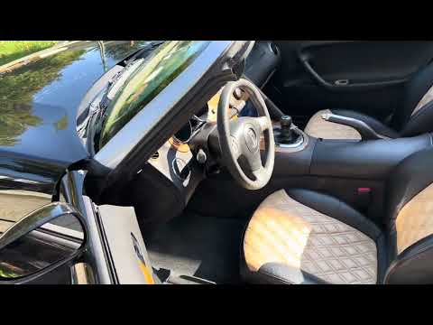 2006 Pontiac Solstice Convertible 5-Speed Manual