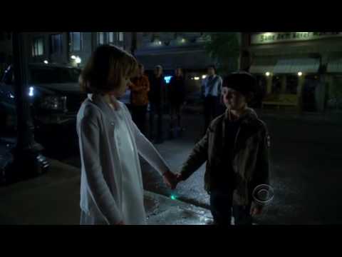 Joey King - Ghost Whisperer: "The Children's Parade" (Part 2)
