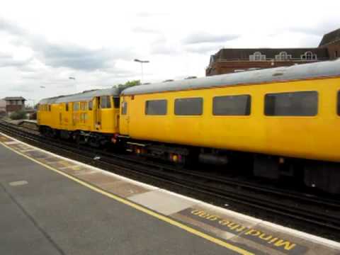1Q12 NR 31465 and DBSO with radio survey coachies pass Clapham JN 17:58 18/6/09